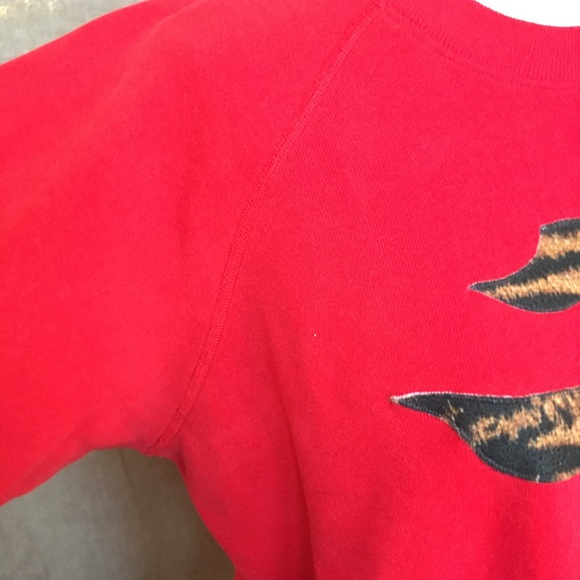 Vintage 90s Handmade Appliqué Sweatshirt Raglan Tiger Fleece Christmas Bow L - Picture 3 of 7